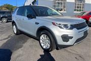 $7500 : 2018 Land Rover Discovery Spo thumbnail