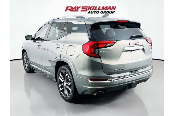 $16975 : GMC Terrain 2018 4x4 Denali image 3