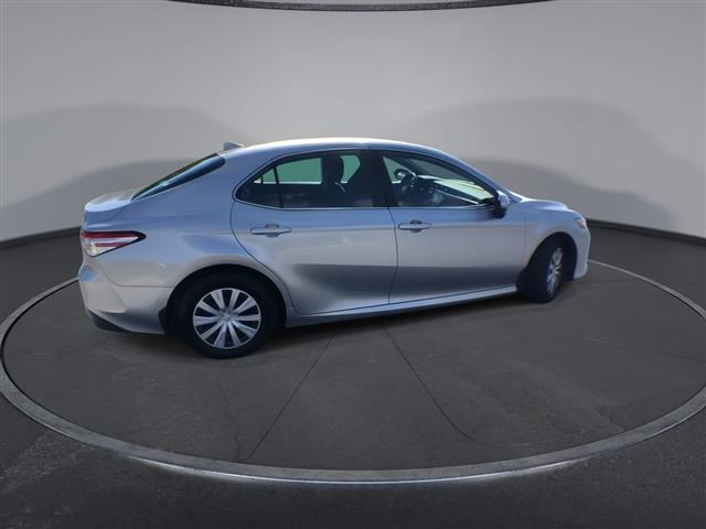 $23000 : PRE-OWNED 2020 TOYOTA CAMRY H image 9