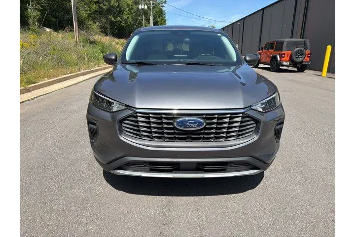 $19998 : Ford Escape 2024 Active 4dr image 2