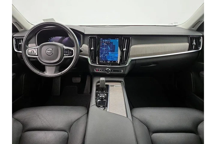 $37998 : Volvo V90 Cross Country 2022 image 9