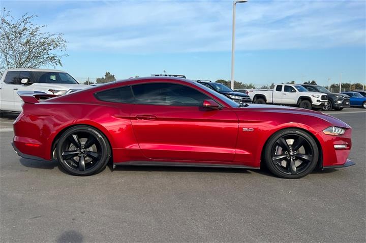 $34394 : Mustang GT Premium image 3