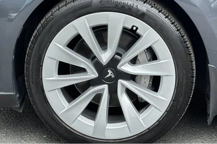 $27900 : Tesla Model 3 2023 4dr Sedan image 10