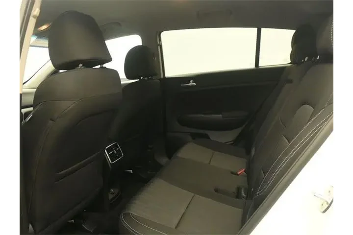 $14291 : Kia Sportage 2020 LX 4dr SUV image 10