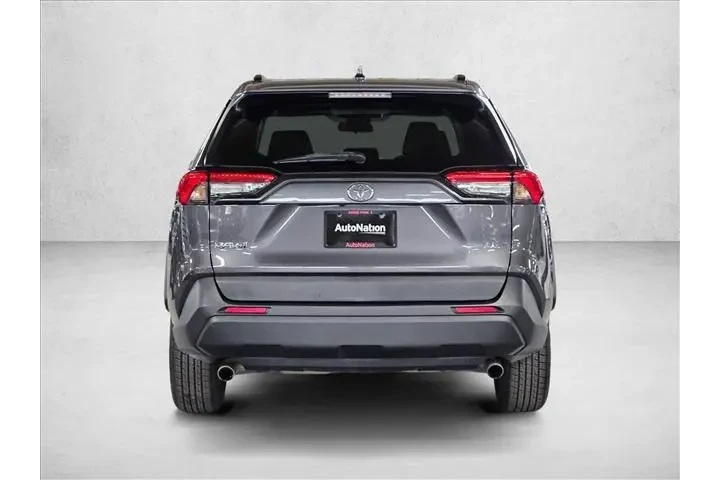 $22300 : Toyota RAV4 2020 LE 4dr SUV image 7