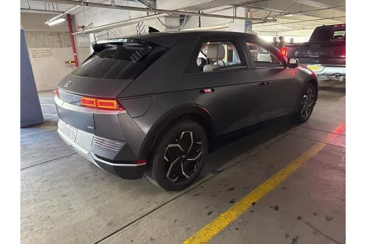 $24995 : Hyundai IONIQ 5 2023 AWD SEL image 3