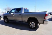 $33488 : Ram 2500 2022 4x4 Tradesman thumbnail