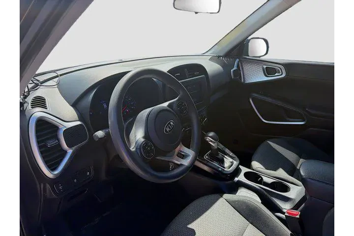 $6198 : Kia Soul 2020 LX 4dr Crossov image 7