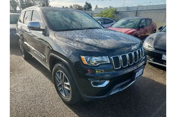 $24681 : Jeep Grand Cherokee 2021 4x4 image 1