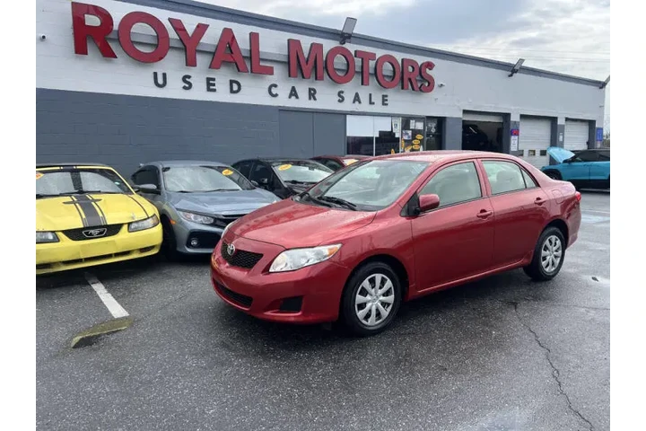 $7900 : 2010 Corolla LE image 1