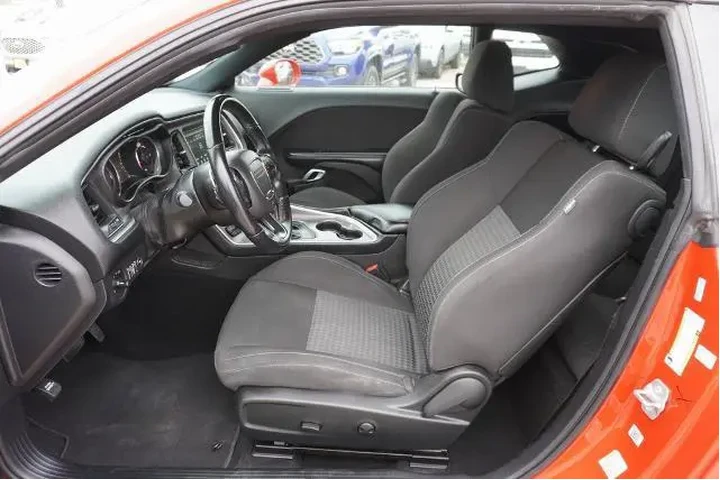 $29388 : Dodge Challenger 2022 GT 2dr image 7