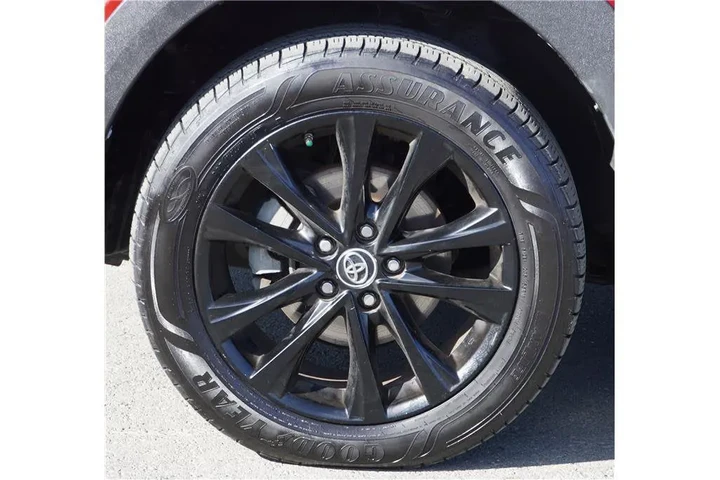 $18484 : 2018 RAV4 Adventure Sport Uti image 9