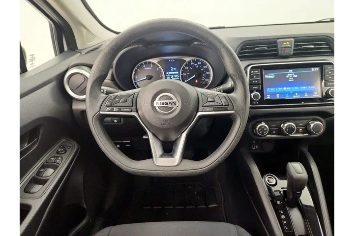 $15998 : Nissan Versa 2021 S 4dr Seda image 10