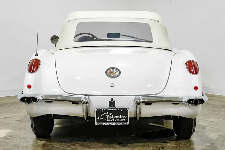 1960 Corvette image 9