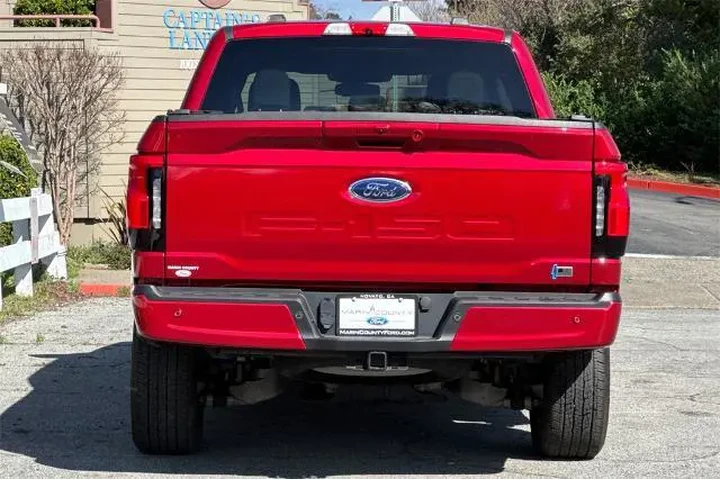 $39788 : Ford F-150 Lightning 2022 AW image 5