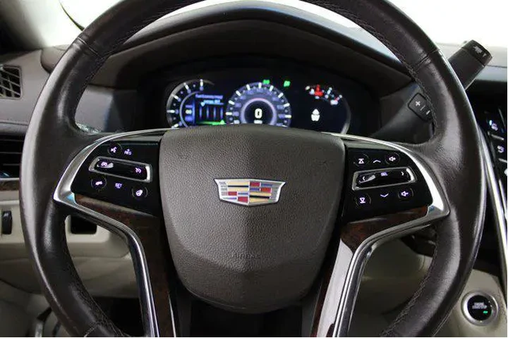 $28928 : Cadillac Escalade 2016 Stand image 9