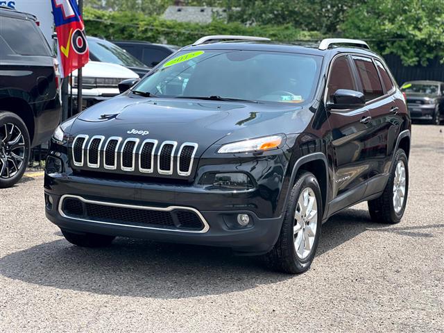 $11499 : 2015 Cherokee image 2