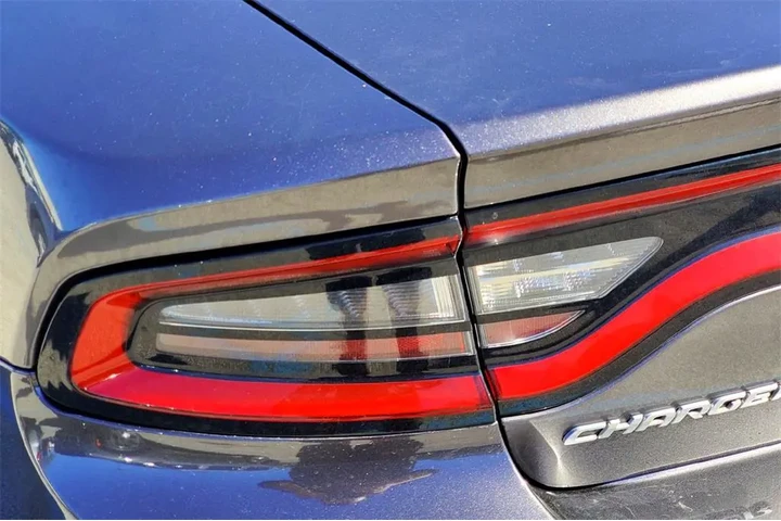$23581 : Dodge Charger 2022 SXT 4dr S image 6