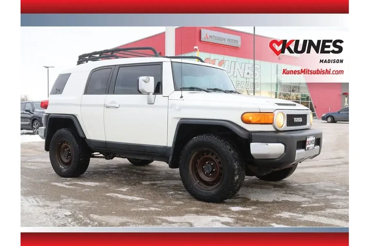$11990 : Toyota FJ Cruiser 2010 4x4 4 image 1
