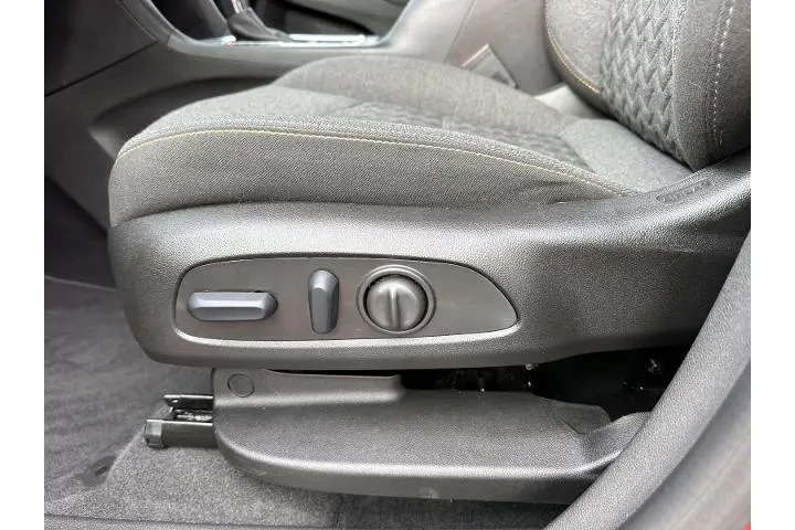 $24999 : Chevrolet Equinox 2024 4x4 L image 10