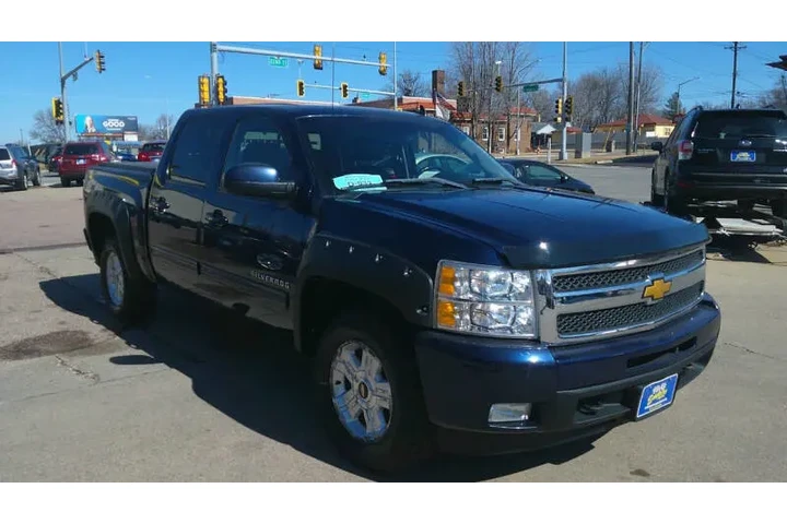 $8999 : 2011 Silverado 1500 LTZ image 4