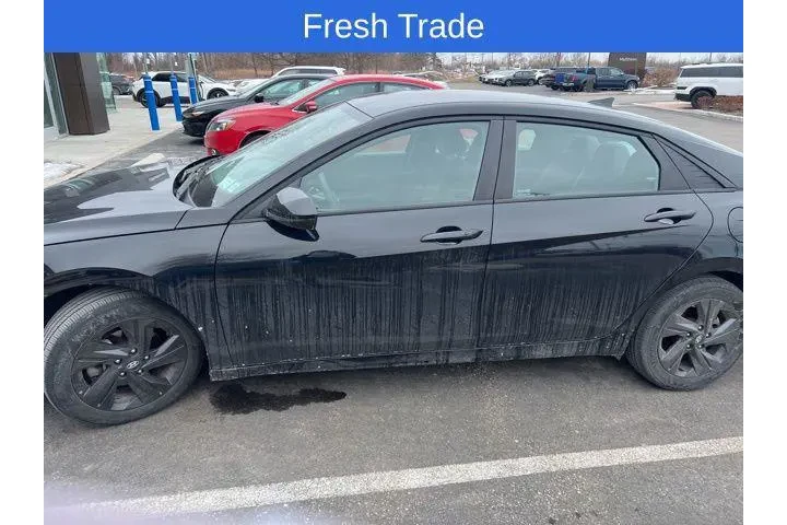 $19490 : Hyundai ELANTRA 2023 SEL 4dr image 3