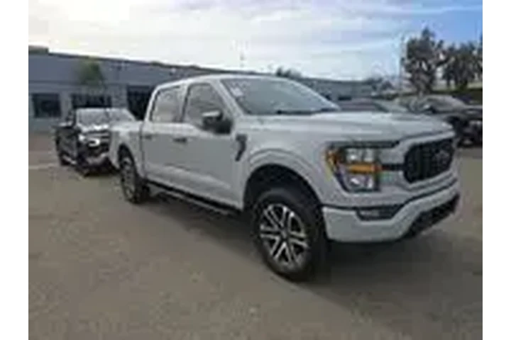 $39950 : Ford F-150 2023 4x4 XLT 4dr image 3