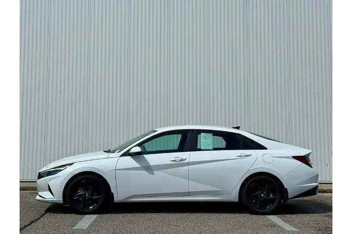 $18256 : Hyundai ELANTRA 2021 SEL 4dr image 2