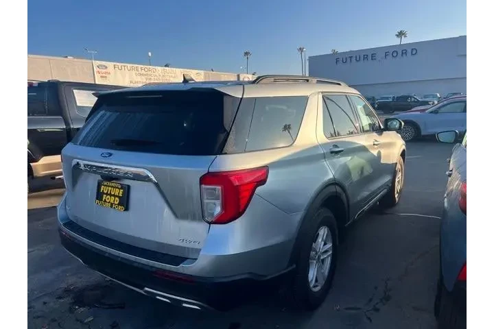 $33988 : Ford Explorer 2024 AWD XLT 4 image 9