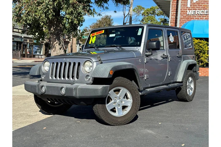 $13995 : Jeep Wrangler Unlimited 2014 image 2