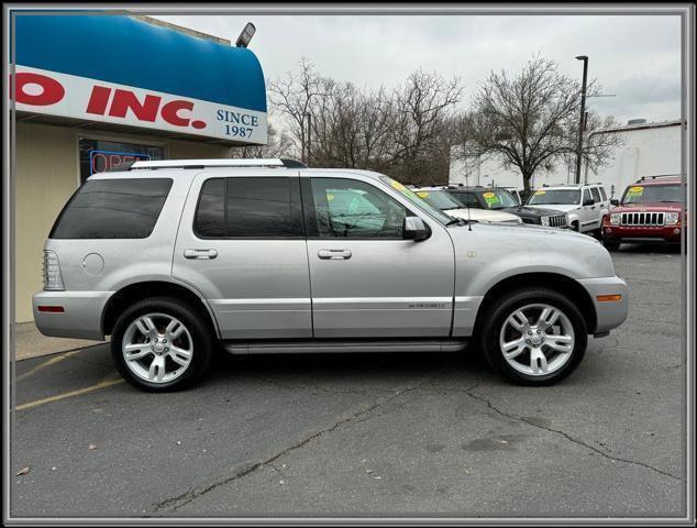 $2500 : 2010 Mercury Mountaineer image 3