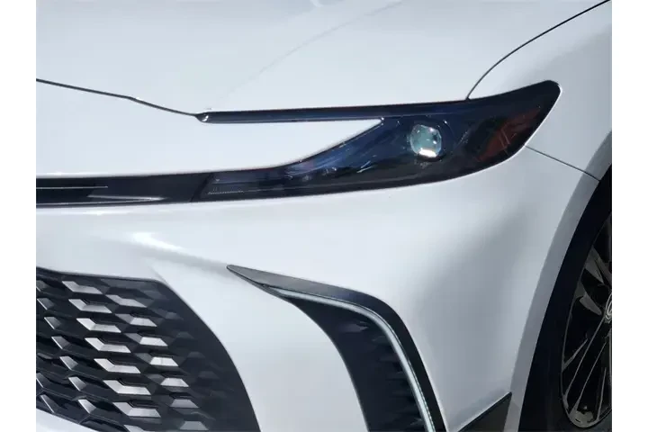 $29406 : Toyota Camry 2025 SE 4dr Sed image 9