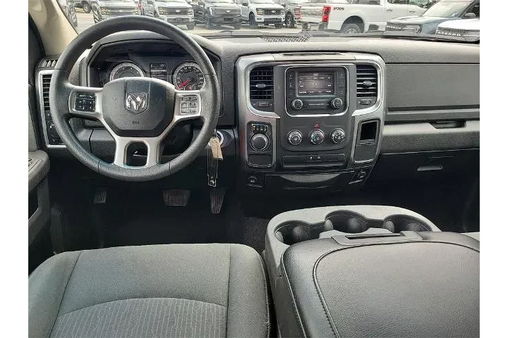 $27937 : Ram 1500 Classic 2024 4x2 SL image 10