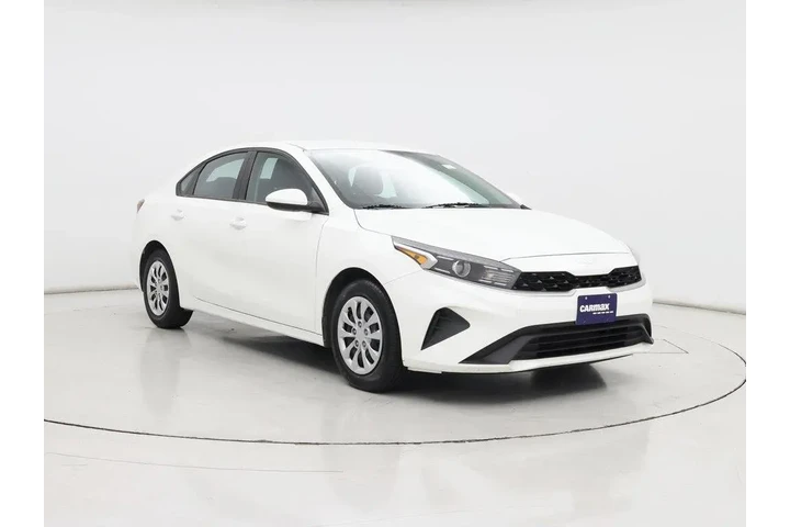 $16998 : Kia Forte 2023 LX 4dr Sedan image 1