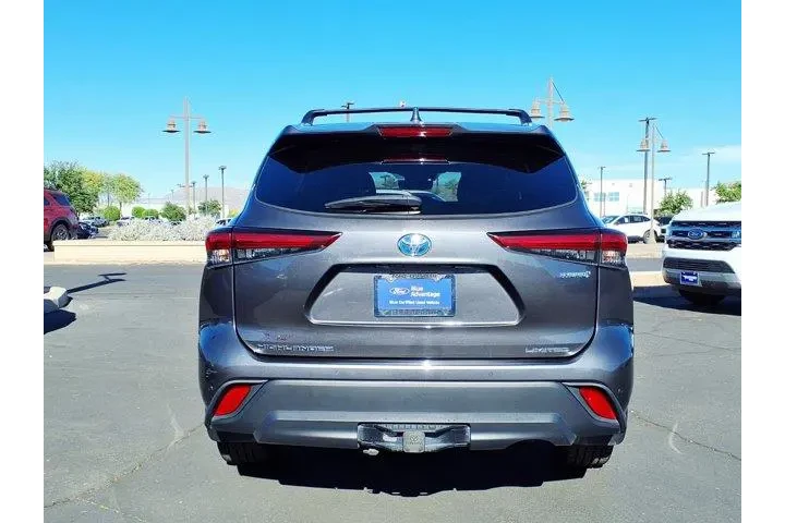 $39187 : Toyota Highlander Hybrid 202 image 5