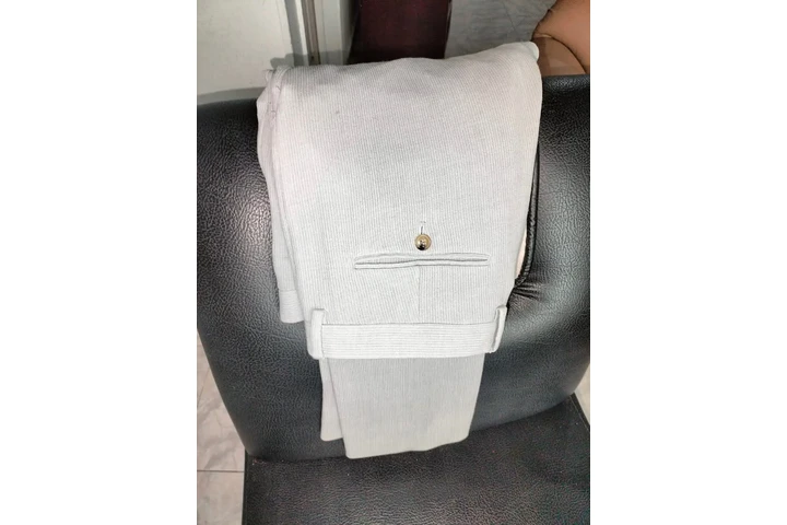 $500000 : Vestido elegante hombre image 4