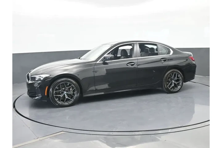 $32229 : BMW 3 Series 2025 330i 4dr S image 2