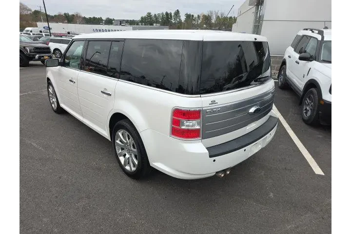 $11995 : Ford Flex 2010 AWD Limited 4 image 8