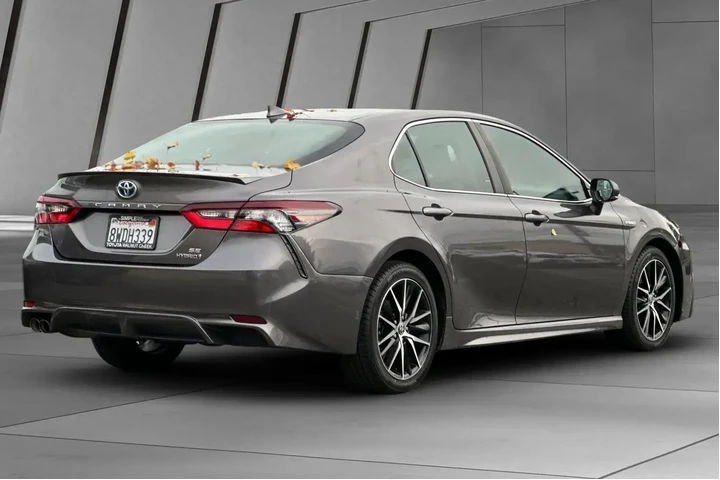 $24900 : Toyota Camry Hybrid 2021 SE image 4