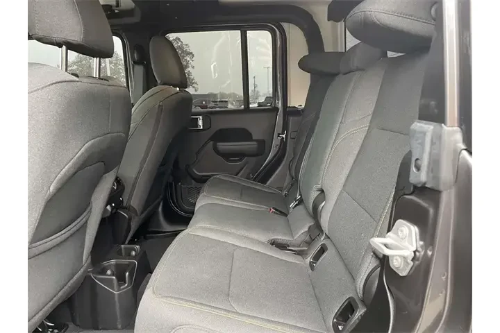 $38900 : Jeep Gladiator 2025 4x4 Spor image 10