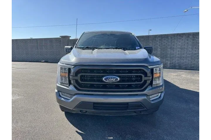 $39911 : Ford F-150 2022 4x4 XLT 4dr image 2