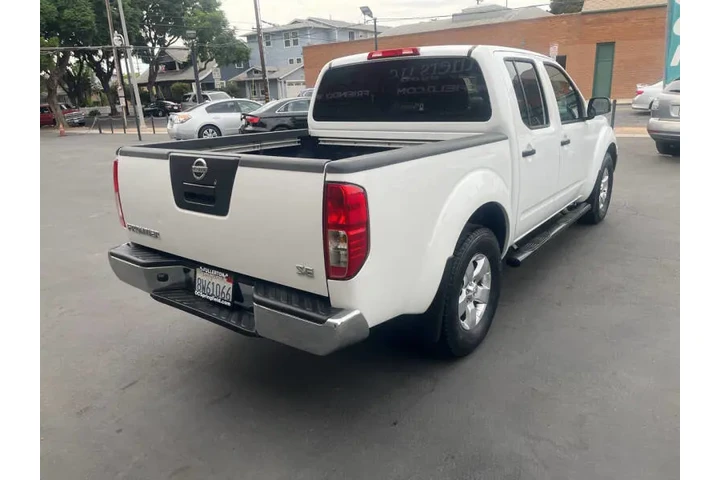 $12995 : 2009 Frontier SE V6 image 6