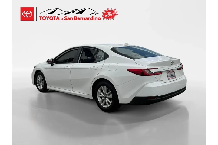 $30800 : Toyota Camry 2025 SE 4dr Sed image 3