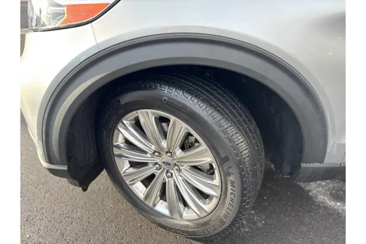 $24996 : 2021 Explorer Limited image 3