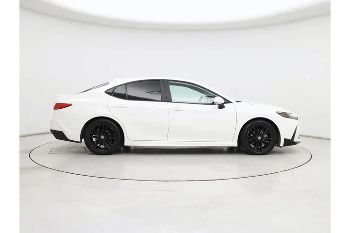 $26998 : Toyota Camry 2025 SE 4dr Sed image 7