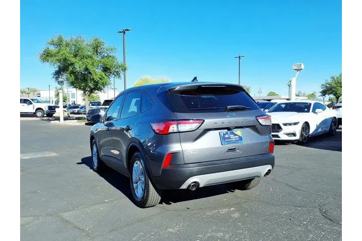 $16858 : Ford Escape 2022 S 4dr SUV image 4