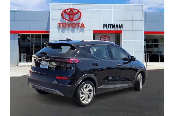 $16988 : Chevrolet Bolt EUV 2023 LT 4 image 4