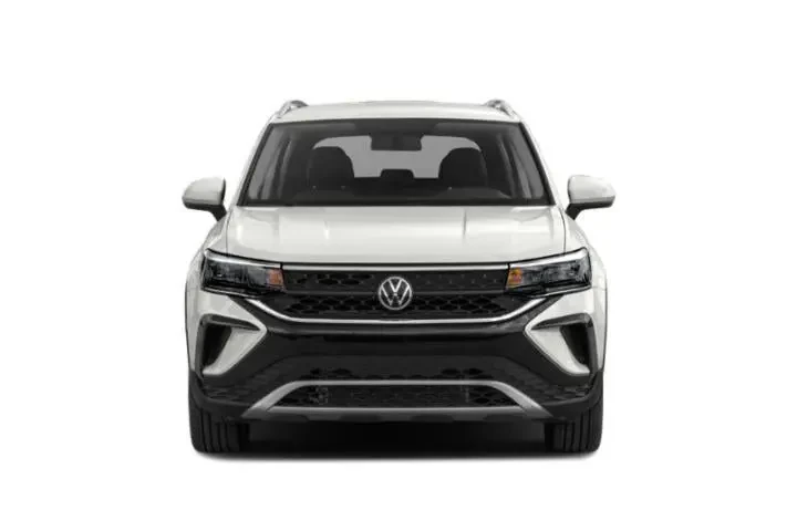 $17988 : 2023 Taos SE FWD image 4