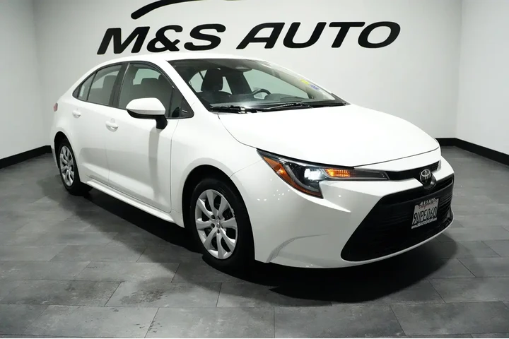 $19918 : 2023 Corolla image 6