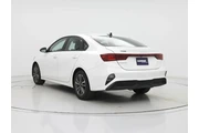 $17998 : Kia Forte 2023 LXS 4dr Sedan thumbnail